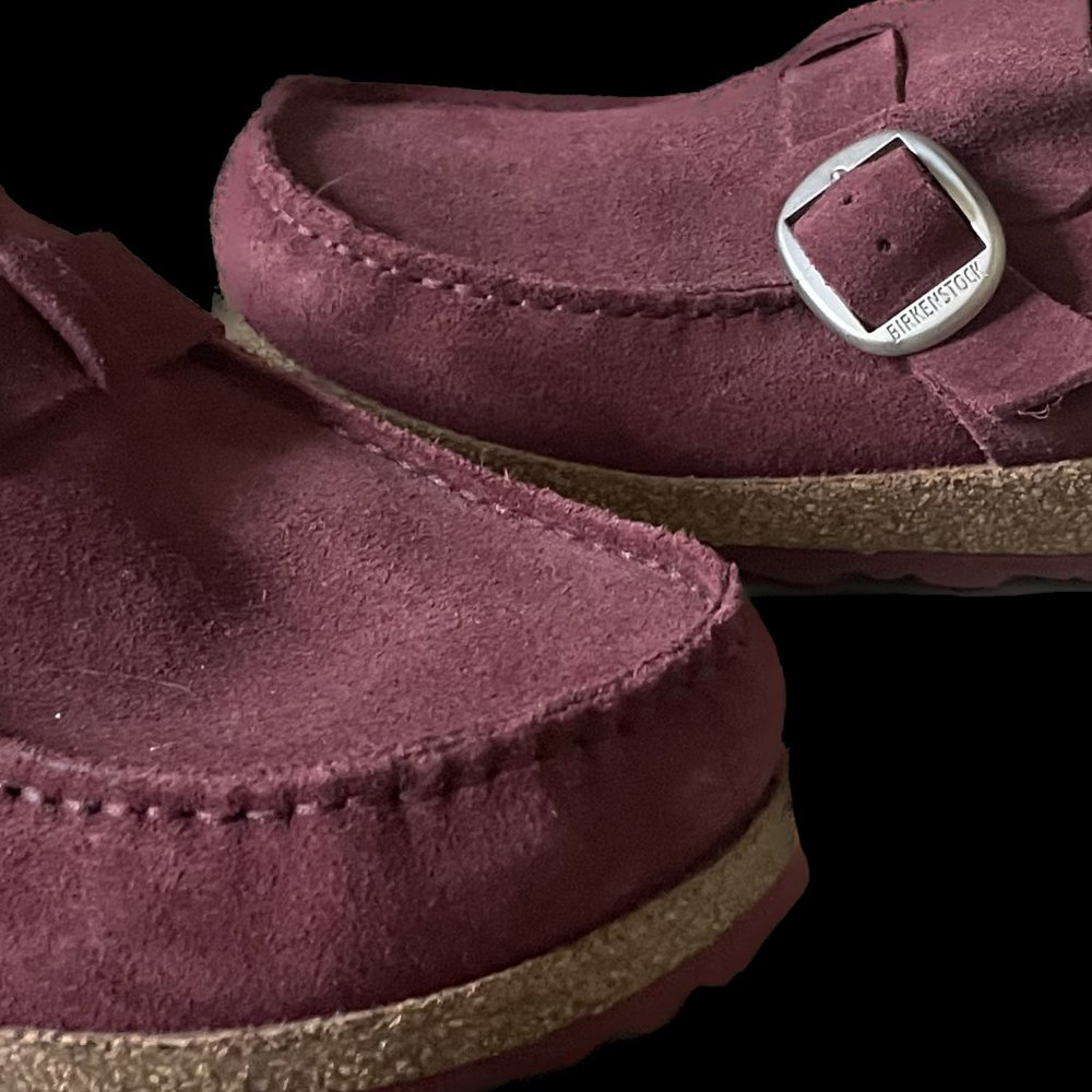 Birkenstock Women's suede clogs,  Wine - size 11 -  New - Never worn